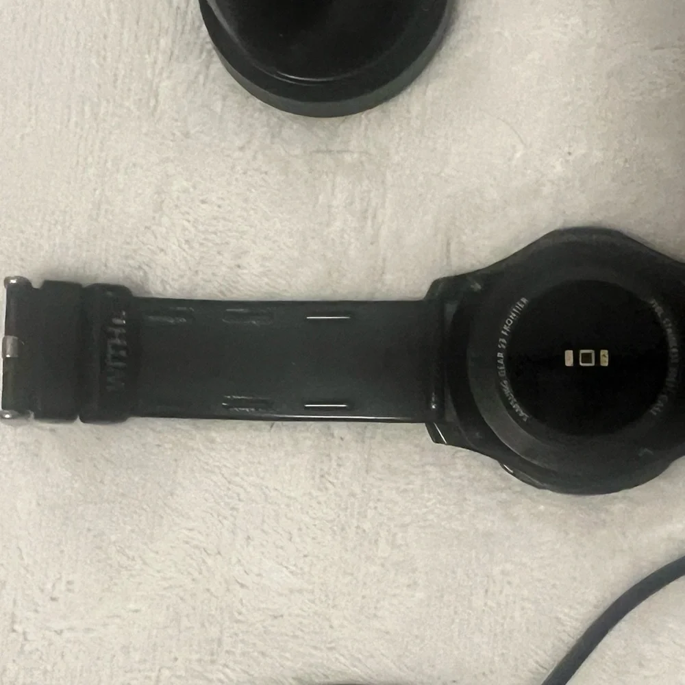 Samsung -Gear s3 frontier Black Smartwatch with Charging Dock (F)